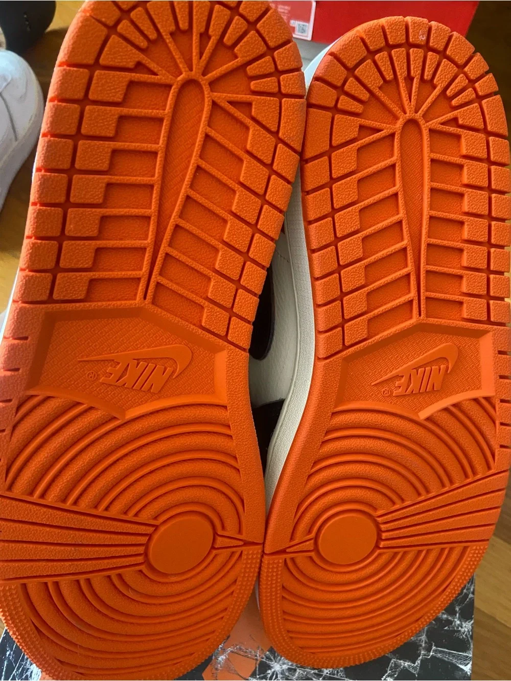 Jordan bold orange